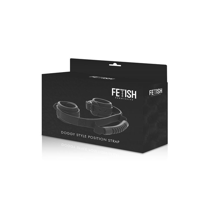 FETISH SUBMISSIVE CUFF WITH PULLER ESPOSAS CON TIRADOR